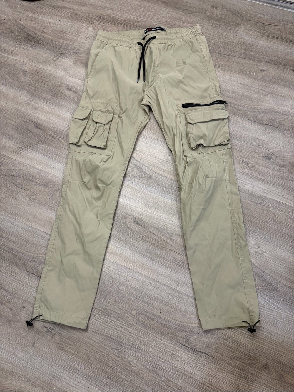 Akademiks Men’s Cargo Pants Size Medium Khaki Utility Drawstring 0073